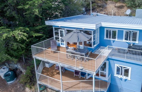 Diamond Harbour Casa | BAYVIEW BEAUTY - CHARTERIS BAY HOLIDAY HOME in Charteris Bay