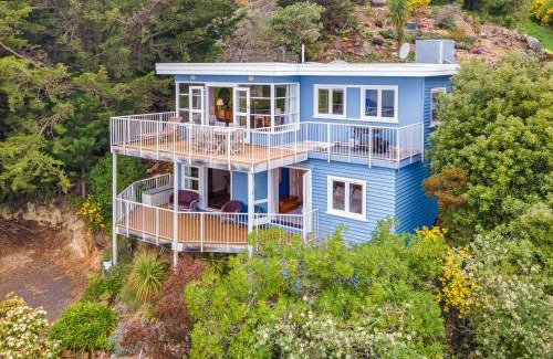 Diamond Harbour Casa | Bayview Beauty - Charteris Bay Holiday Home