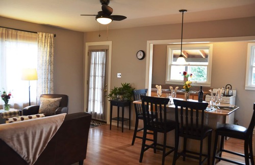 Arcata Casa | BAYVIEW BUNGALOW INCREDIBLE DOWNTOWN LOCATION