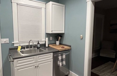 Erie Casa | Bayview Home in Heart of Downtown