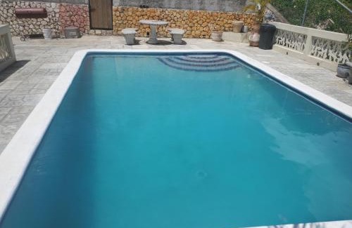 Reading Casa | Bayview Luxury Retreat