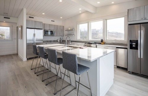 Wellfleet Casa | Bayview Modern, New Build 2021 overlooking the Bay, Steps away from Fisher beach