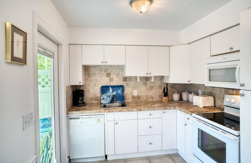 Captiva Casa | Baywatch Cabin- Boat Dock on the Channel