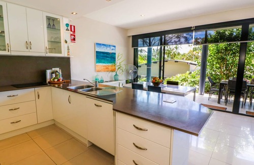 Seventeen Seventy Apartamento | BAYWATCH unidad 2 en 1770
