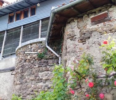 Montrejeau Cama Y Desayuno | Bazar du Nouveau Siècle