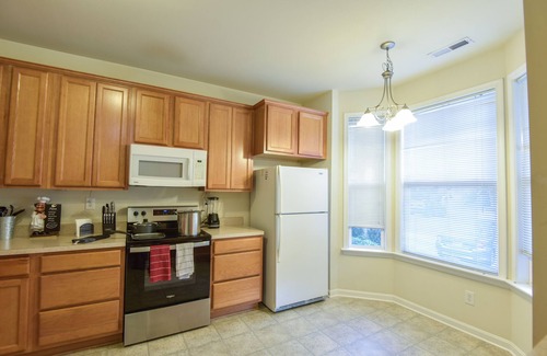 Charlottesville Casa | BBQ Grill, Fire-pit, 10 mins 2 downtown, 5 min UVA