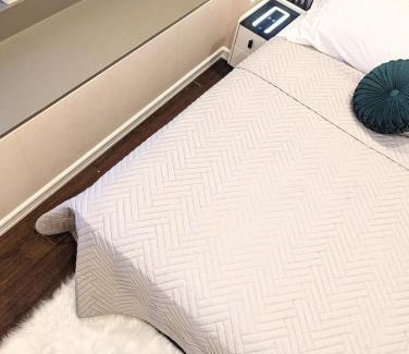 Alabang Apartamento | BBricks Alabang Beside Festival Mall