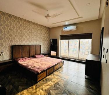 Multan Apartamento | BBS Luxury Appartment