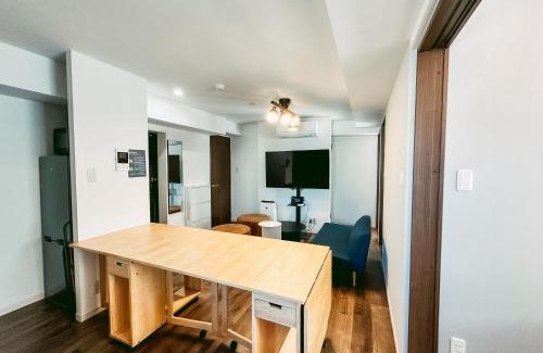 Asakusa Apartamento | BbyC APARTMENT 浅草花園通 レンタカー&サウナ付ホテル