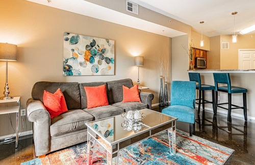 Historic Ybor Apartamento | BC-324: Channelside Luxury Apartment