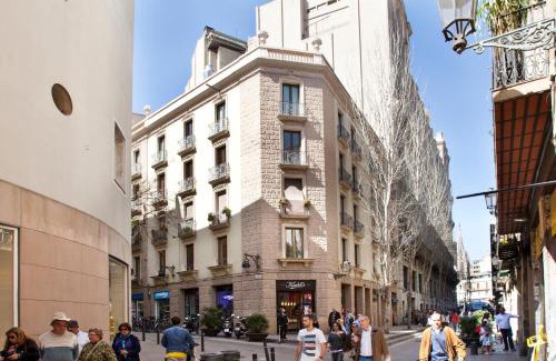 El Born Apartamento | BCNGOTIC 11