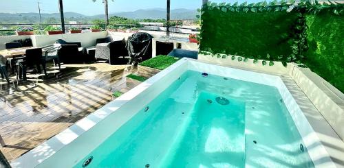 La Vega Province Apartamento | BD Luxury Apt full with JACUZZI,TERRAZA AND BBQ PRIVATE