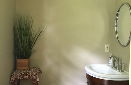 Glastonbury Casa | Be at home! Ideal for couples or a small family, close to many activities.
