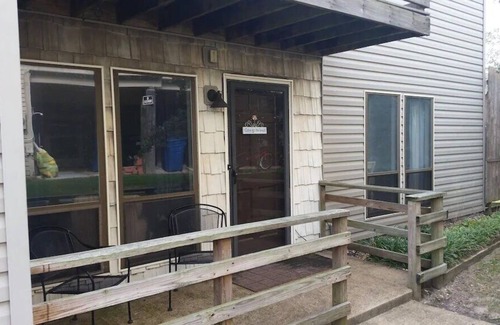Northwest Casa | Be Happy Chesapeake Bay Home Steps Away from Beach Access by RedAwning
