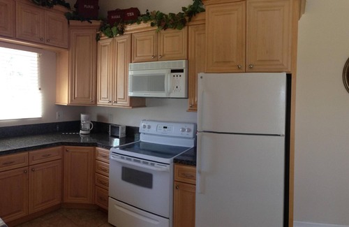 Fallbrook Casa | Be in your own gated property, International or out of State welcome