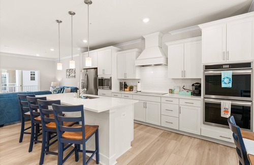 Caine Woods Casa | BEACH 1 Block,10% OFF!,Pets,King Beds,Linens,Air Hockey,Arcades,Beach Gear