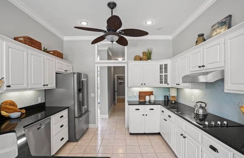 Port St. Joe Casa | Beach 2 Blocks, Private Resort Pool,2GolfCarts, 5Bdrms, 10Beds,3Baths,Sleeps 16