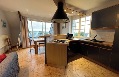 Fouesnant Apartamento | BEACH 300m away-CONFORT-WIFI-TERRACE SEA VIEW-PRIVATE PARKING