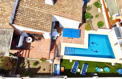 Costa del Sol Apartamento | Beach 5 min walk Villa with Pool and Parking