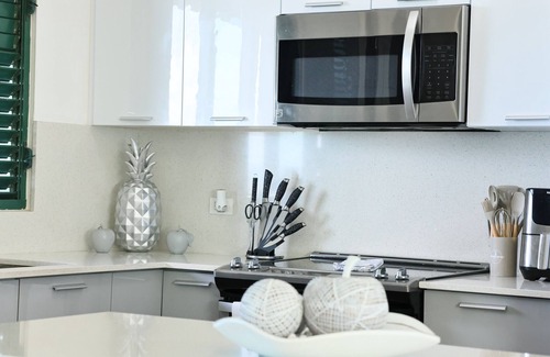 Mameyes II Apartamento | Beach Access Luxury 2-bedroom 3 baths penthouse in lovely Rio Mar with WiFi, AC