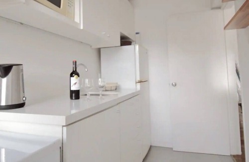 Pocitos Apartamento | Playa y ciudad en Montevideo. Apartamento completo