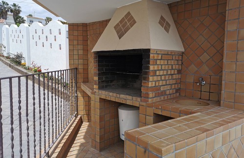 Cunit Chalet De Esquí | Playa y Montaña. Piscina y Barbacoa para vuestro Relax