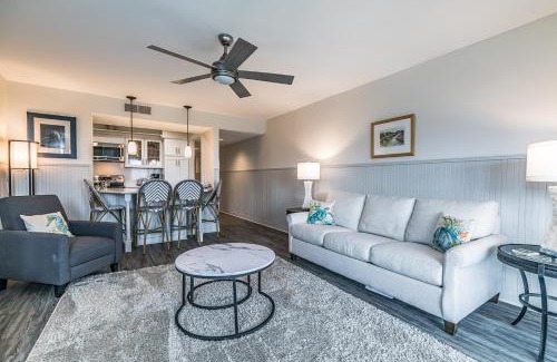 Oceanmarsh Subdivision Casa | Beach and Pool Views! Newly Listed Villa on Harbor Island