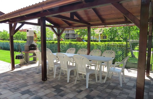 Balatonlelle Apartamento | Beach Ap.5 - Tres Habitaciones Piso, Capacidad 7