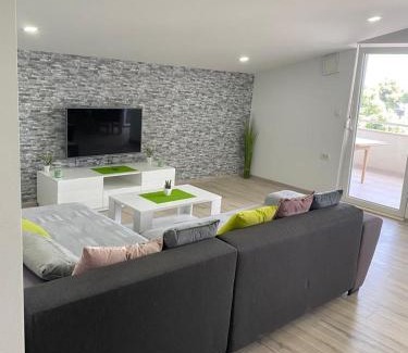 Kastel Stafilic Apartamento | Beach Apartment Anđela