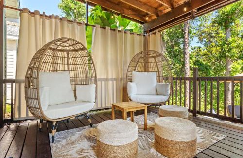 Panama City Beach Casa | Beach bliss awaits! - Beach, Pools, Tiki-Deck, Arcade, Putting green, Family Fun!
