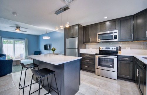 Seven Mile Beach Apartamento | Beach Bliss by 7M Beach