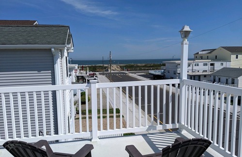 North Wildwood Condominio | Bloque de playa! Lindo acogedor apartamento de 1 dormitorio!