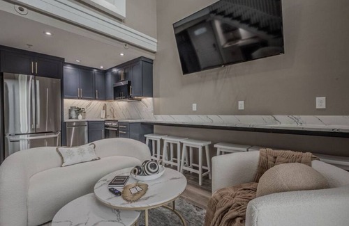 Dewey Beach Condominio | Beach Block Freshly renovated 2-bedroom condo in lovely Dewey Beach on Rodney st