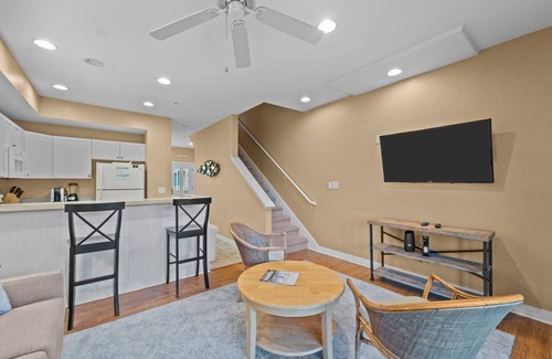 Bermuda Bay Casa | Beach Break at Cambridge Cove 3 Bedroom Deluxe Townhome, Includes Waterpark Access