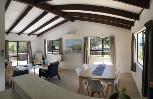 Waikanae Casa | Beach Break at Waikanae