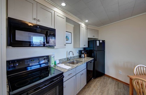 Hatteras Island Cabaña | Beach Break Cottage- Excellent Ocean Views- Steps to Beach- Community Pool
