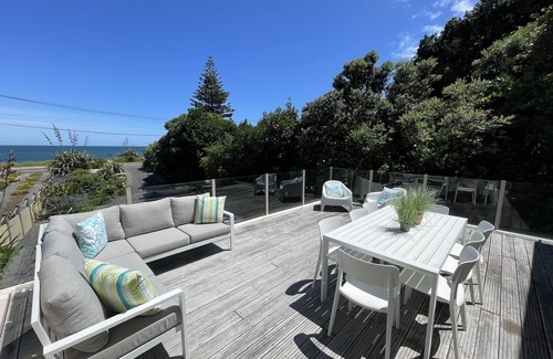 Paraparaumu Casa | Beach Breakaway!