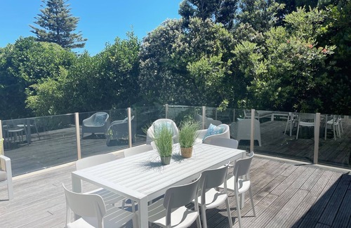 Paraparaumu Casa | Beach Breakaway!