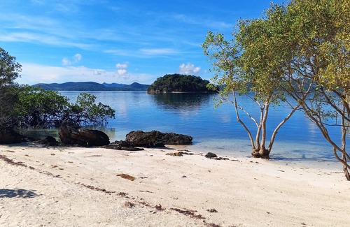 Coron Casa | Beach Bungalow at Sand Island Ecolodge and Dive Resort