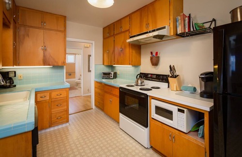 Morro Bay Casa | Beach Bungalow within blocks to the beach! Short or Long Term