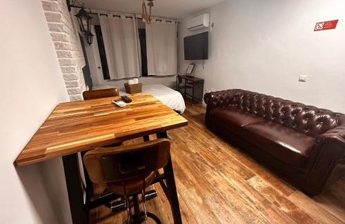 La Linea de la Concepcion Apartamento | Beach, City & Gibraltar: Small Studio