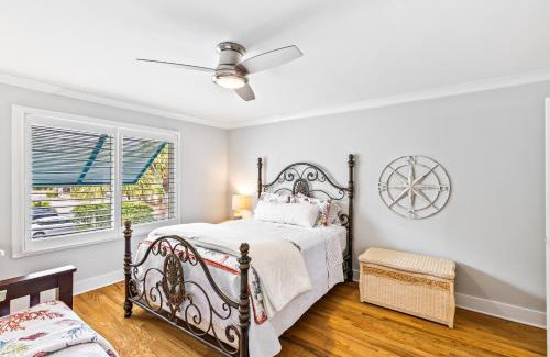 Isle of Palms Apartamento | Beach Club Villa 32 - Newly Renovated! Direct Oceanfront