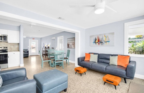 Indian Rocks Beach Casa | Beach Gem Bliss: Pool, Spa, Golf Cart & Pet Vibes!