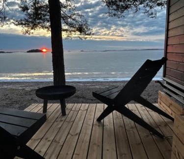Hanko Otro | Beach Cottage