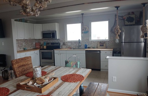 Colington Cabaña | Beach Cottage, in Grandy, on the Currituck Sound in Outer Banks Mainland