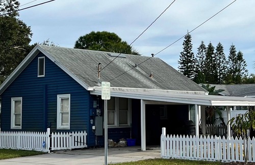 Gulfport Cabaña | Beach Cottage in Gulfport
