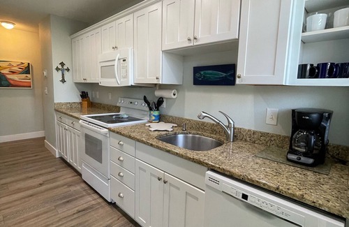 Whitney Beach Casa | Beach Cottage with a Private Hot Tub