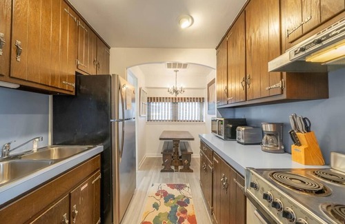 Stone Harbor Casa | Beach Cottage with Roof Deck