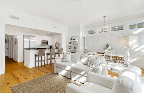 Beach District Condominio | Beach Hat, 30A Cottages, tarifas reducidas de primavera, vista al golfo, pasos a la playa y WaterColor Town Center.
