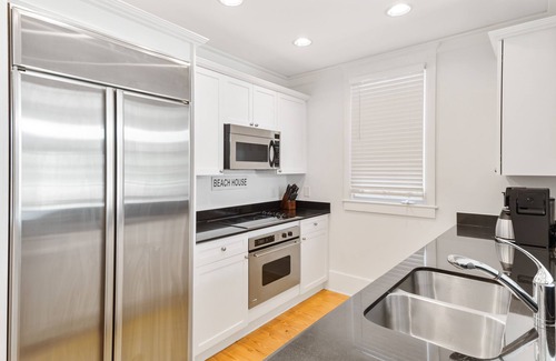 Beach District Condominio | Beach Hat, 30A Cottages, tarifas reducidas de primavera, vista al golfo, pasos a la playa y WaterColor Town Center.